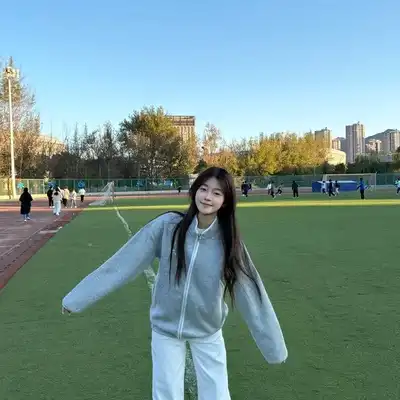 邵玲